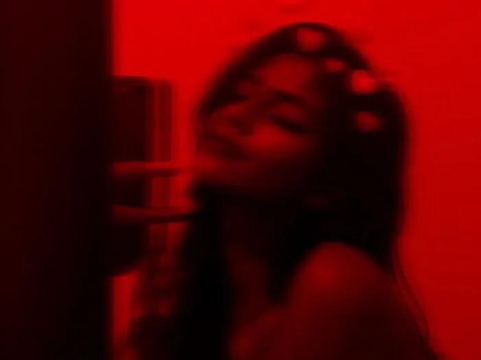 Discovery splash banner for Luv 💕| Chat ✯ DMs •🍷 EGirls ✯ Friends •🍁 Aesthetic ✯ Cats •🥤 Social ✯Non Dating • DM ✯ Cute Tags Discord server