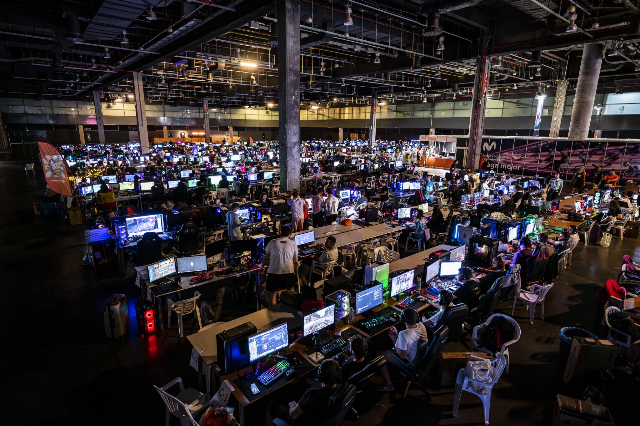 Discovery splash banner for OWN Discord server