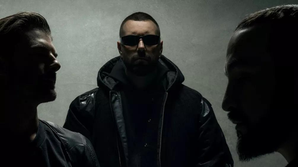 Discovery splash banner for Swedish House Mafia Discord server