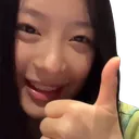 HanniThumbsUp