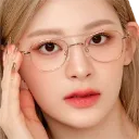 seeunglassesstare