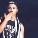 tae_blow_kiss