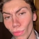 :myreaction_2: