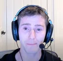 FaAYV5_XgAAfaYc