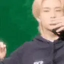 ahyunjinkissthrow