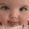 Divyu_lick