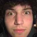 zan_stare
