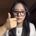 MinjiThumbsUp