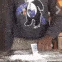 6095_sniffindatwhiteezgif