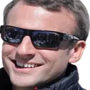 45_macronlunette