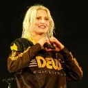 em_hearthands2