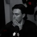 shocked_knies