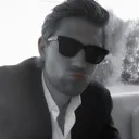 smooch_leon