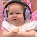 a_pretty_little_baby Discord emoji