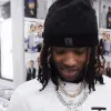 vonstare