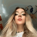 BerryKiss animated GIF emoji from 𝑪𝒓𝒚𝒔𝒕𝒂𝒍 𝑴𝒊𝒏𝒆 18+