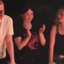 billie_clap