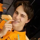 h_oscarlipbite