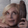 leah_showoff animated Discord emote from ✮ 𝙇𝙪𝙨𝙩𝙛𝙪𝙡 ✮