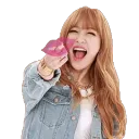 haniKissGif