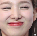 a_nayeon_grin_st Discord emoji
