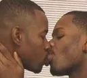 gaykiss