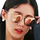 miyeonplayinitcool