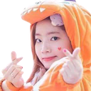 DubuFingerHeart Discord emoji