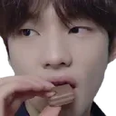 hyunjinnom hyunjinnom
