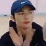 ahyunjinclap2