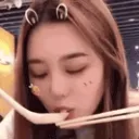 yiyangeating yiyangeating
