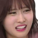 MomoDisgust Discord emoji