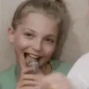 hp_menina_da_garrafa