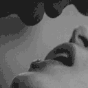 kissing_DT