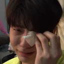 sb_cry Discord Emoji