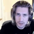 xqcL