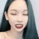 aKarinaBlowkiss
