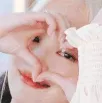 ajennieheartkiss