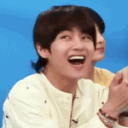 Tae_clap Discord emoji