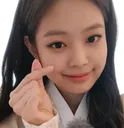 JennieFingerHeart