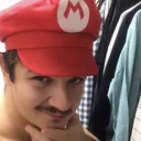 Mario_comendo_atras_do_armario