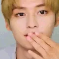 aminhoblowkiss