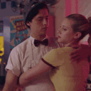 thory_zzz_couple_hug23 Discord Emoji