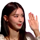 miyeonraisedhand