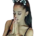 ariana_pray