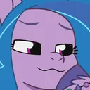 izzynoticesyoursparkleowo2 Discord Emoji