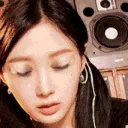 ag_stares