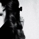 ୨୧     delphine