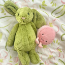 Discovery icon for sapphic seasons 𓂂 ˚﹒🌷 Discord server