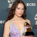 Discovery icon for Laufey Lin Discord server